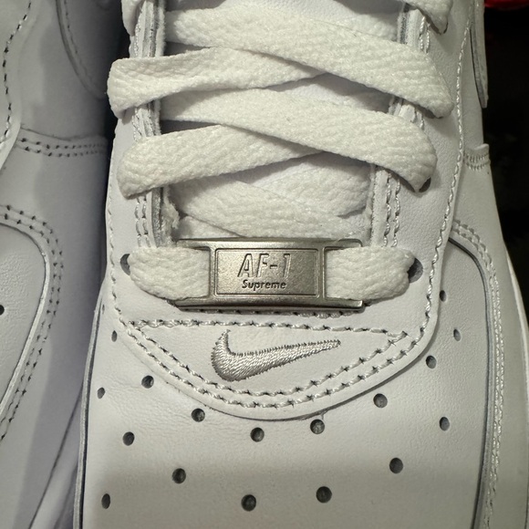 Supreme®/Nike® Air Force 1 Low Box Logo Sneakers Women’s 7.5 / Men’s 6 - Picture 6 of 15